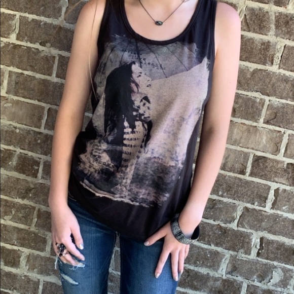 Trendy Tank - Picture 6 of 14